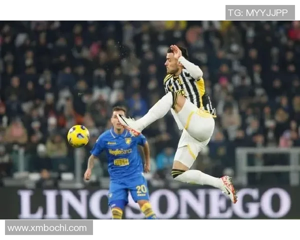 尤文图斯迎战弗洛西全力争胜展现球队实力与决心