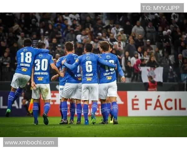 飓风与克鲁塞罗激战正酣比分揭晓引发球迷热议 飓风与克鲁塞罗激战正酣比分揭晓引发球迷热议